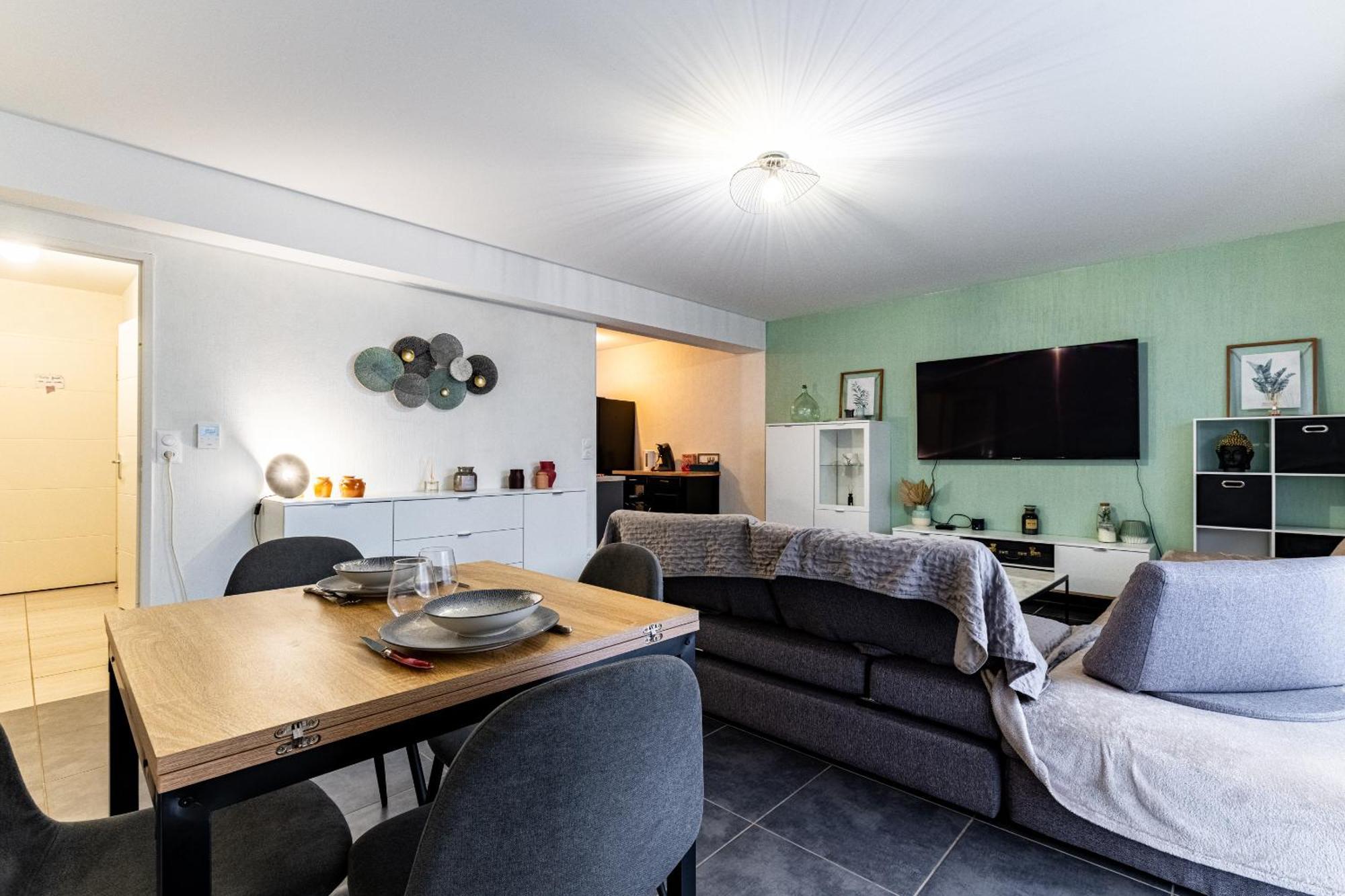 Apartment Proche Centre Republique